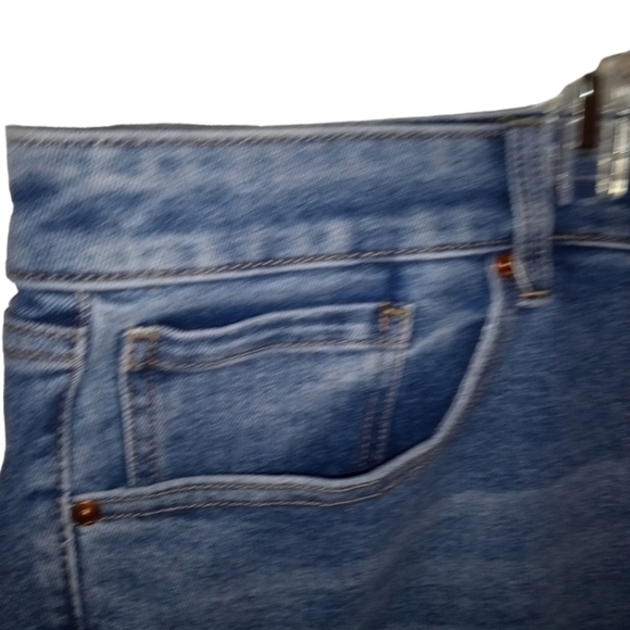 Lane Bryant Flex Magic Signature Fit Mid Rise Bootcut Jeans Plus Size 28 NWOT - Picture 3 of 10